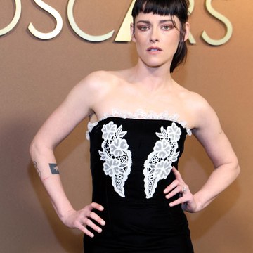 Kristen Stewart - Provocative and Androgynous Shoots in kristenstewart_hot_yq8a2mtsvrgg1.jpg - hidden celebrity photo